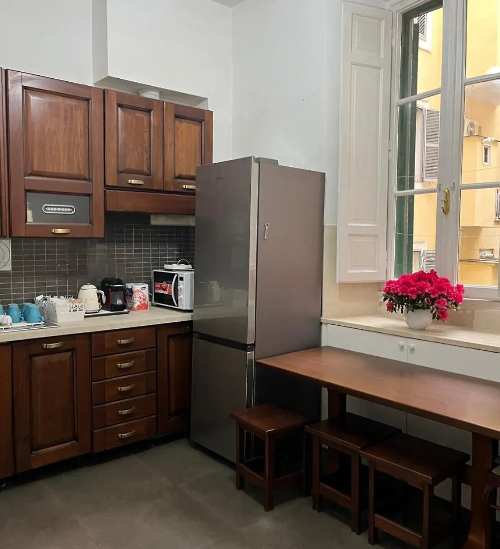 Romafullhouse Hotel Guest house Rome
